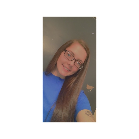 Meet your Posher, Kristina - Picture 1 of 1